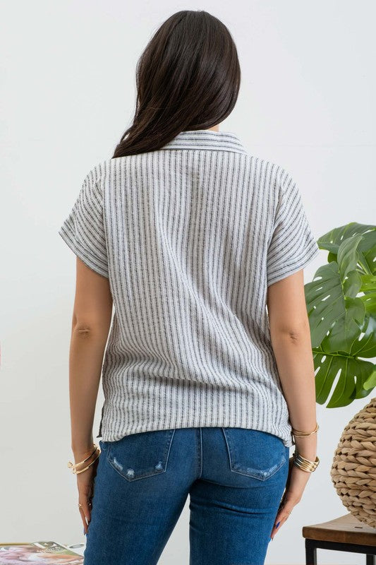 LINEN STRIPED BUTTON UP SHIRT