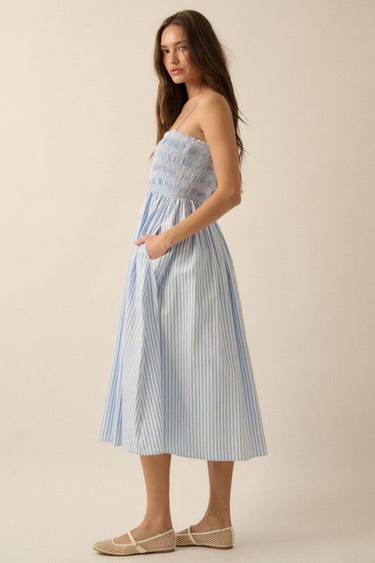 PREMIUM LINE | STRIPED SMOCKED DRESS