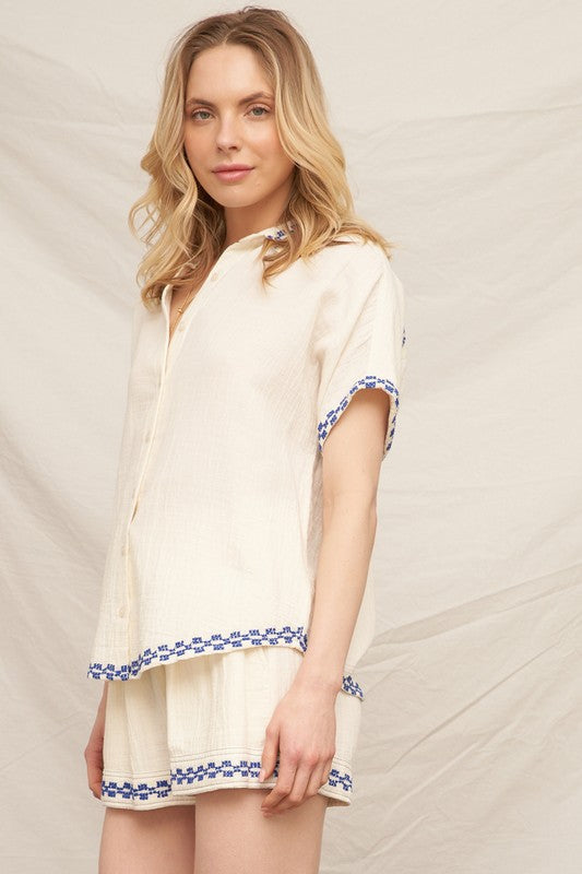 EMBROIDERED TRIM BUTTON DOWN SHIRT