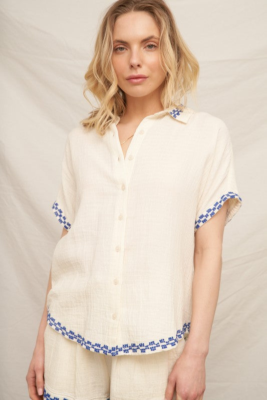 EMBROIDERED TRIM BUTTON DOWN SHIRT