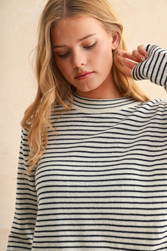MIOU MUSE | STRIPED SWEATER TOP