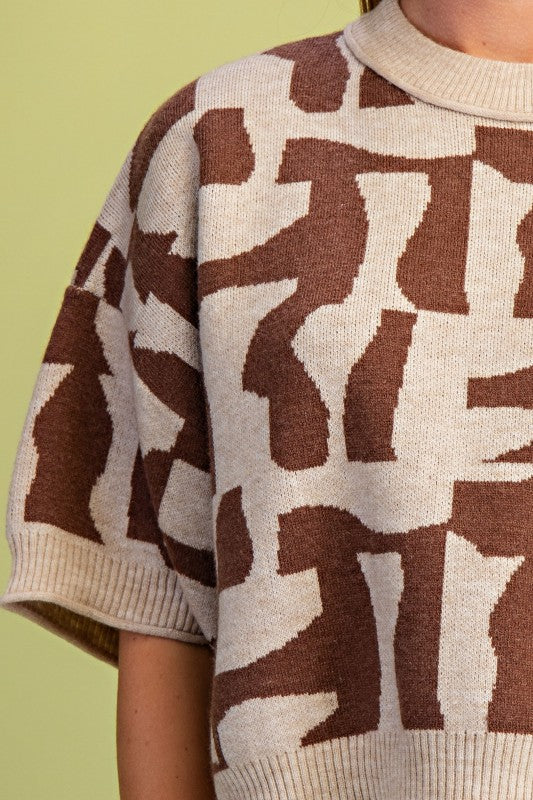 THE GEOMETRIC SHORT SLEEVE SWEATER TOP | NEW COLOR