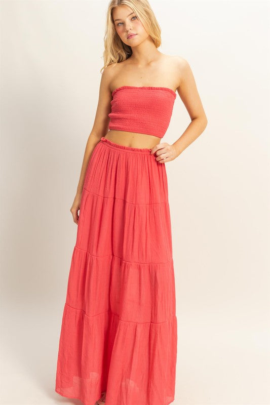 SMOCKED STRAPLESS TOP AND SKIRT SET |