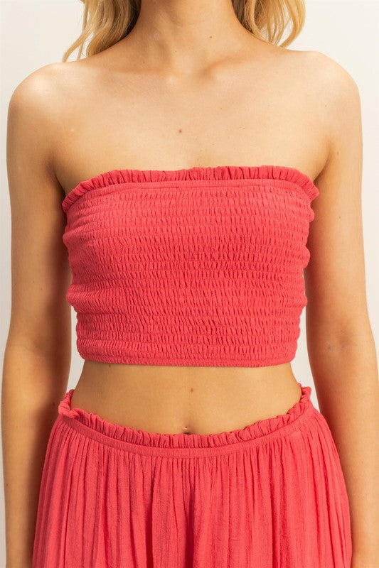 SMOCKED STRAPLESS TOP AND SKIRT SET |