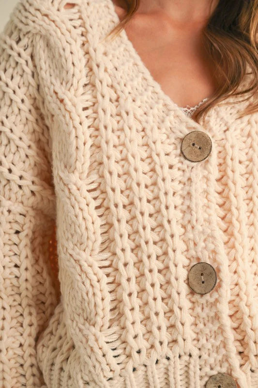 CHUNKY KNIT BUTTON DETAILED CARDIGAN