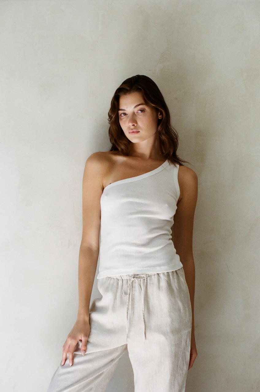 PREMIUM LINE | EVE ONE SHOULDER ORGANIC COTTON TANK