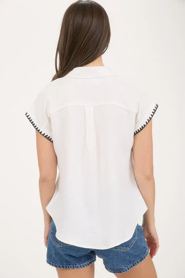 CONTRAST STITCH TRIM COLLARED BUTTON DOWN SHIRT