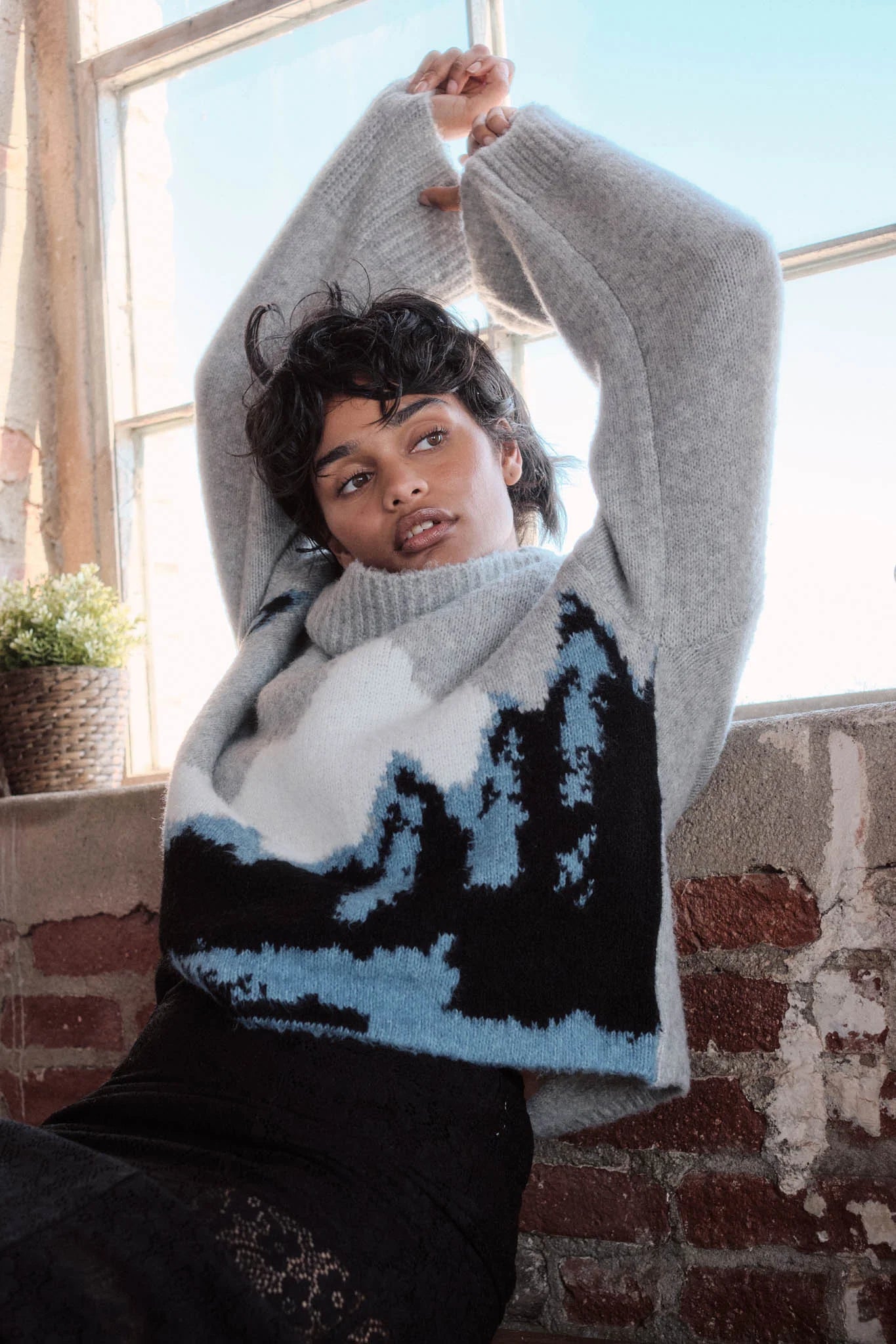 MOUNTAIN JACQUARD KNIT TURTLENECK SWEATER | GREY
