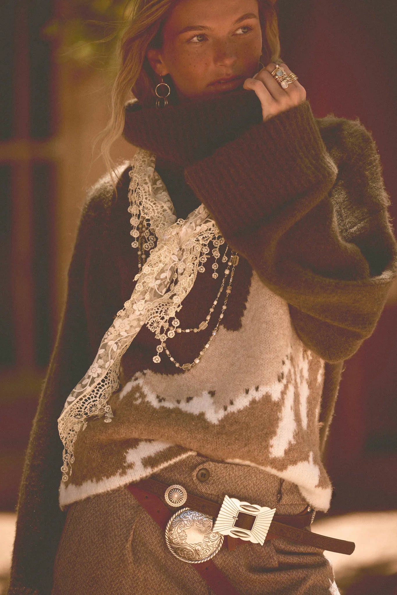 MOUNTAIN JACQUARD KNIT TURTLENECK SWEATER | OLIVE