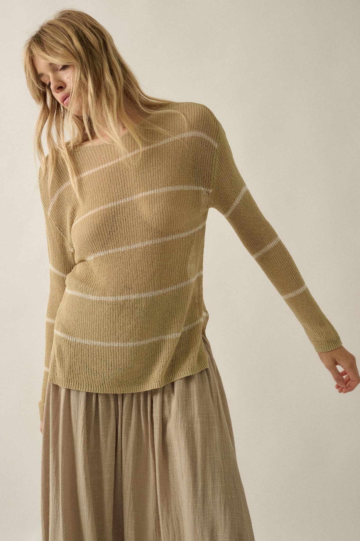 THE SEMI SHEER LIGHTWEIGHT TOP￼ | NEW COLOR