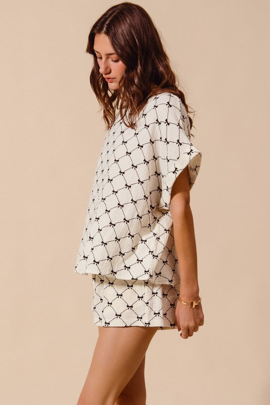 BOW TOP AND SHORTS SET