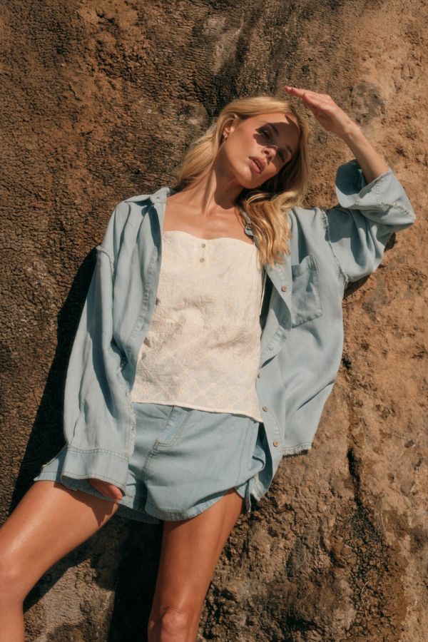 THE WILLOW SHORTS