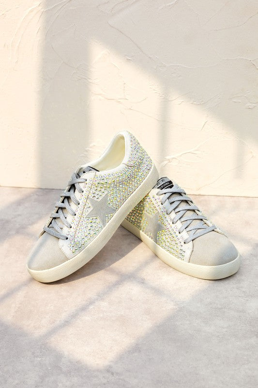 THE JAMIE SNEAKER