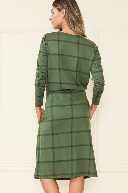 LONG SLEEVE PLAID DRESS