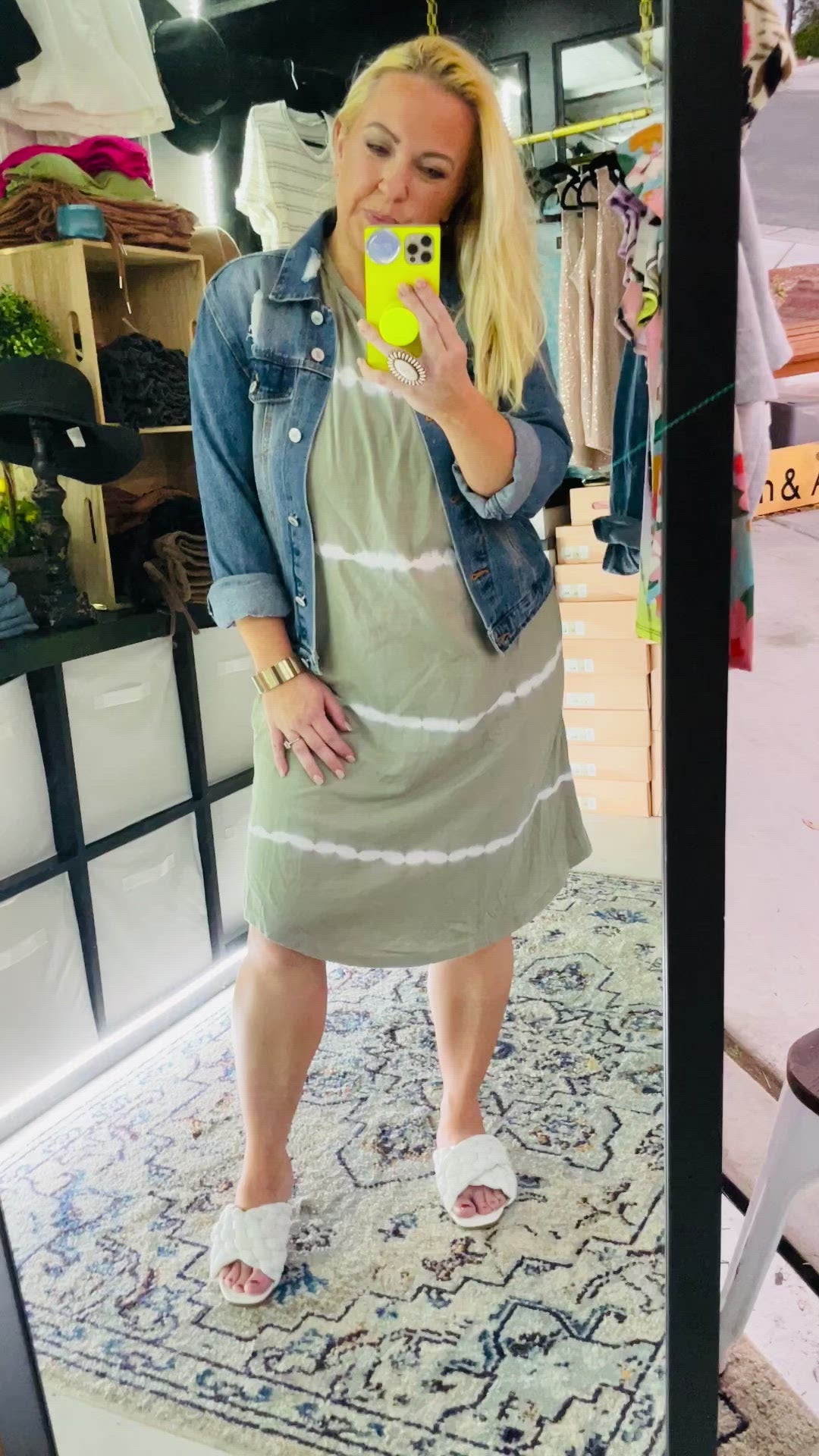 Load and play video in Gallery viewer, JERSEY KNIT MIDI DRESS
