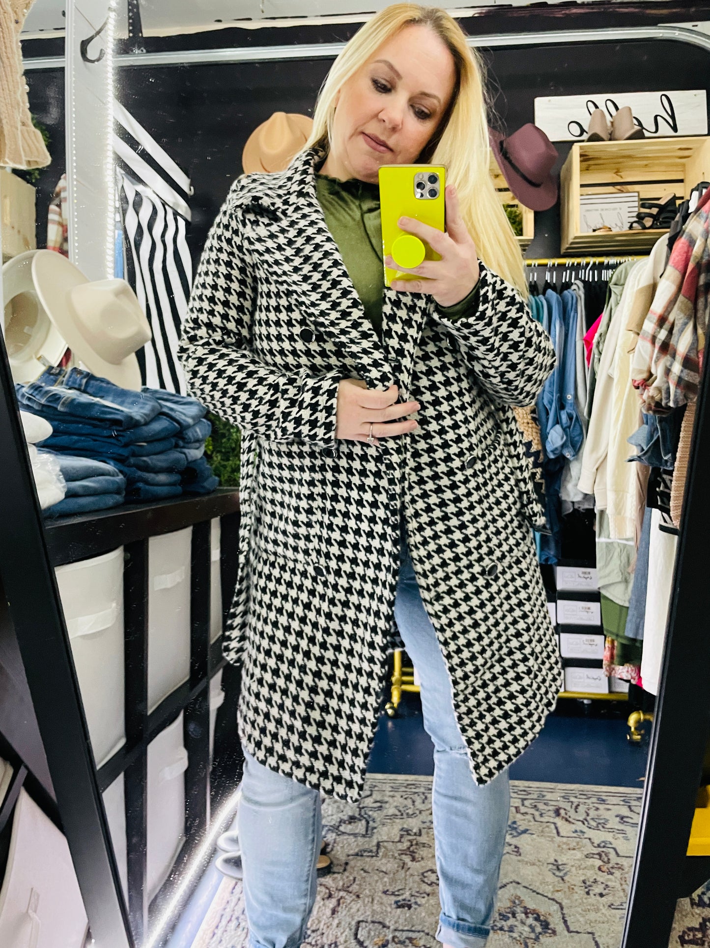 HOUNDS TOOTH COAT